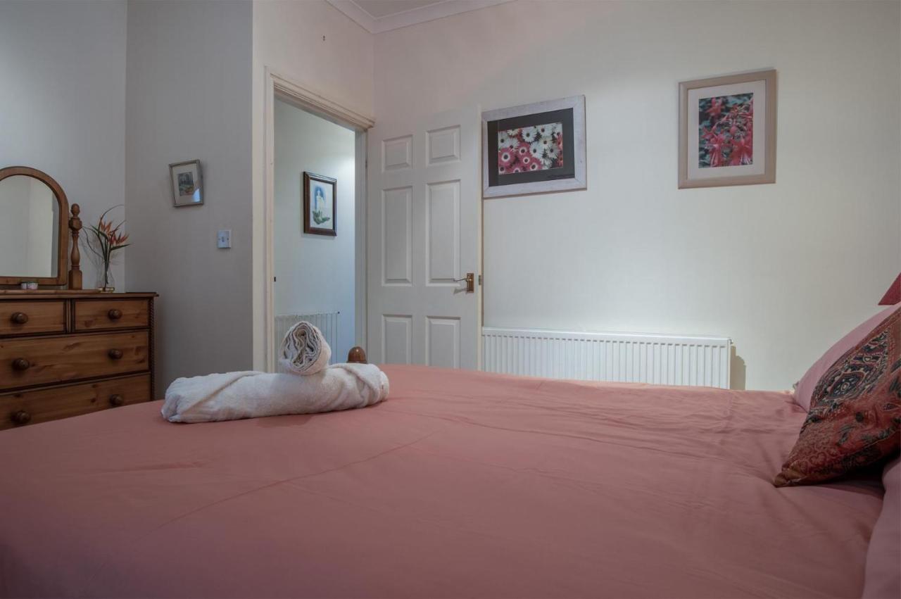 Arcadia - 1 Bedroom Apartment - Tenby Exterior photo